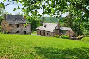 Les Ext Rieurs La Maison Du Sabotier La Chapelle Aux Brocs France