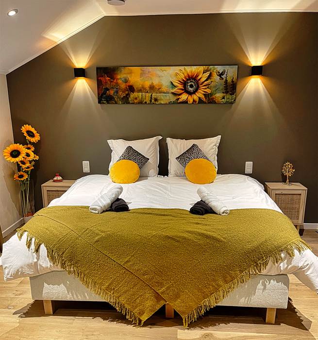 Chambre-Tournesol-Le-Relais-de-lou-little-img-gallery