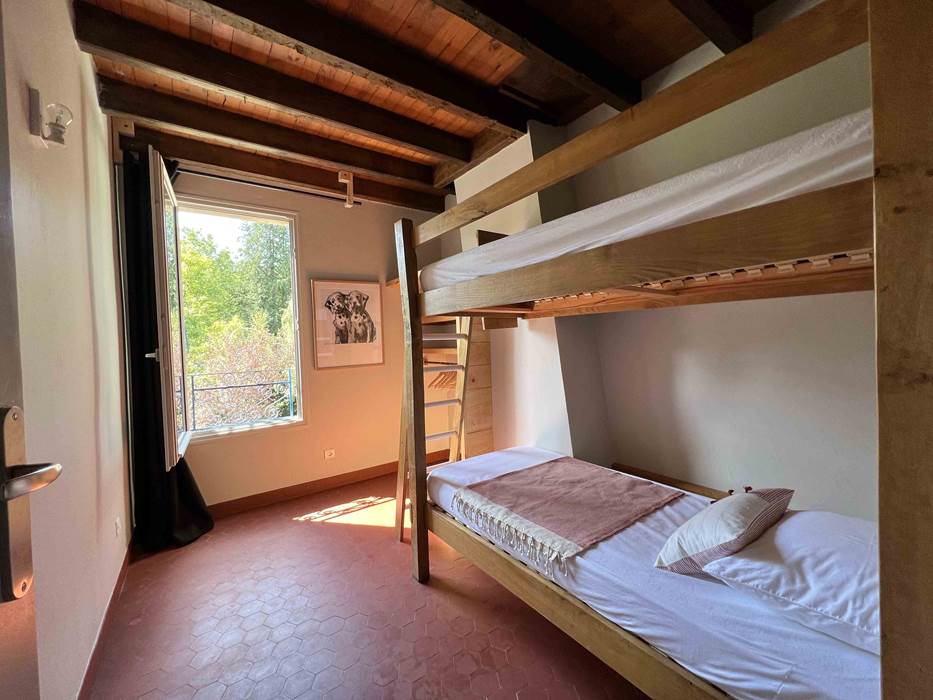 Chambre 03-little-img-gallery