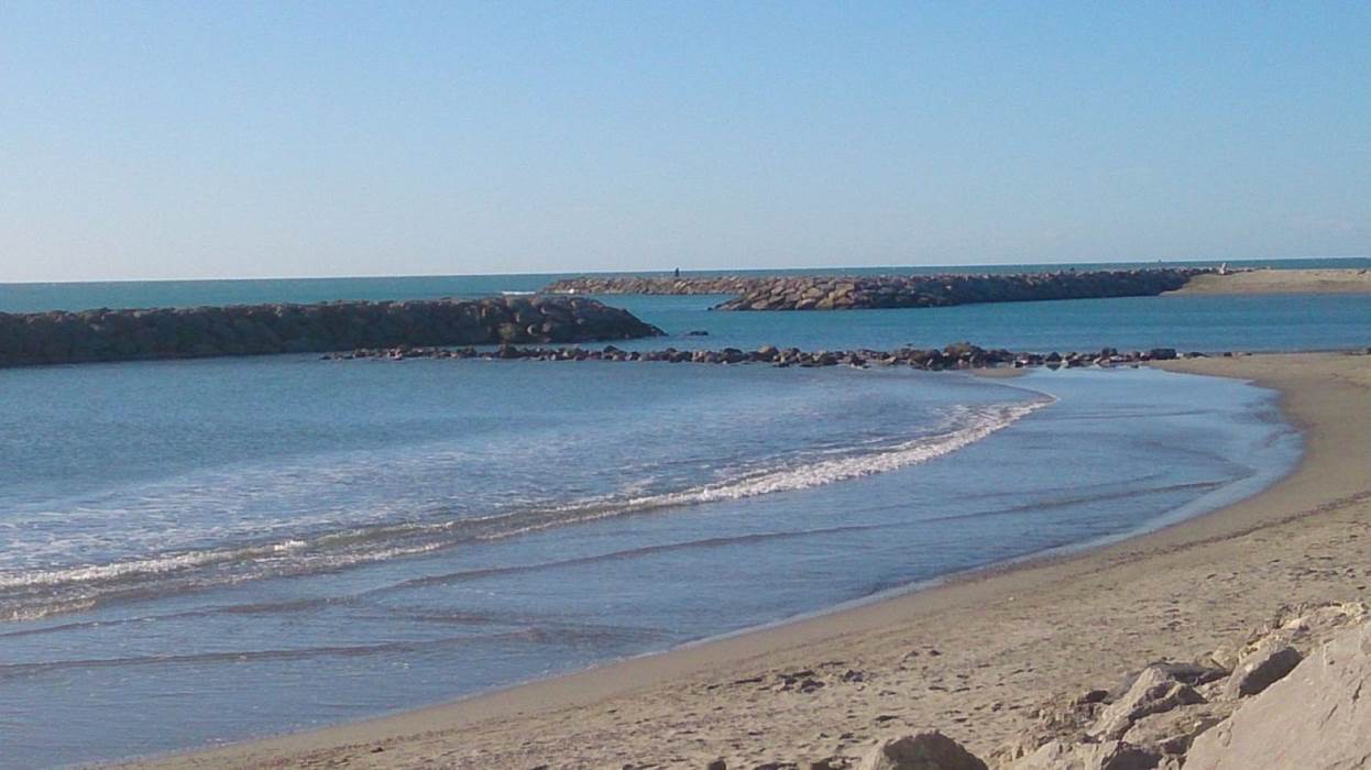 digues-separant-chaque-little-img-gallery