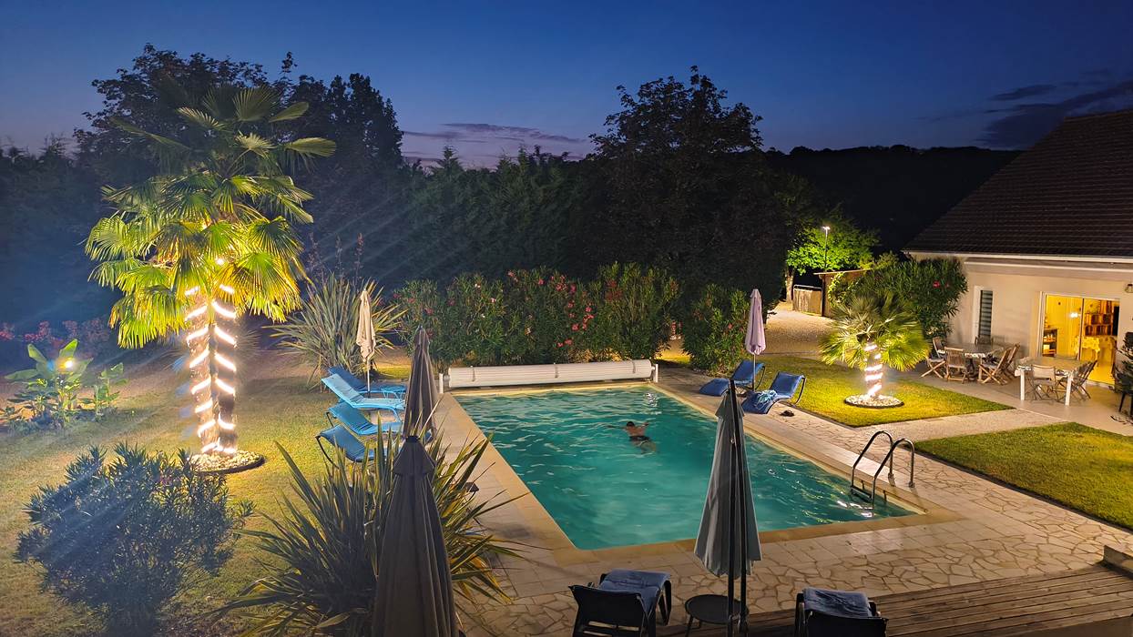 adults-only-la-fleche-la-girouardiere-piscine-bien-etre
