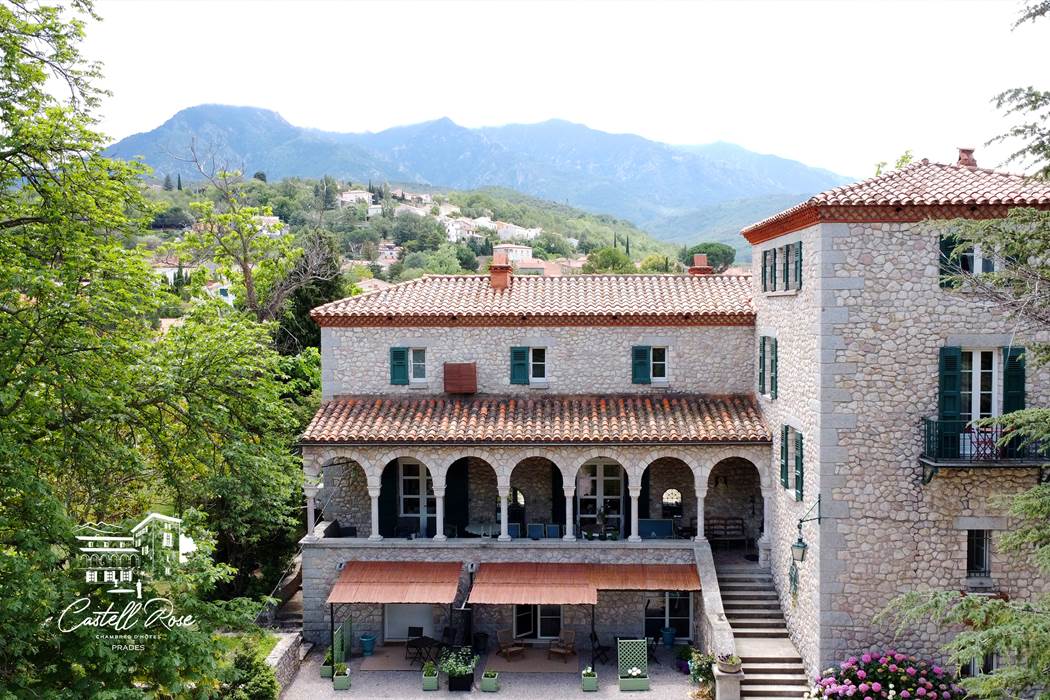 Castell Rose et Canigou-little-img-gallery