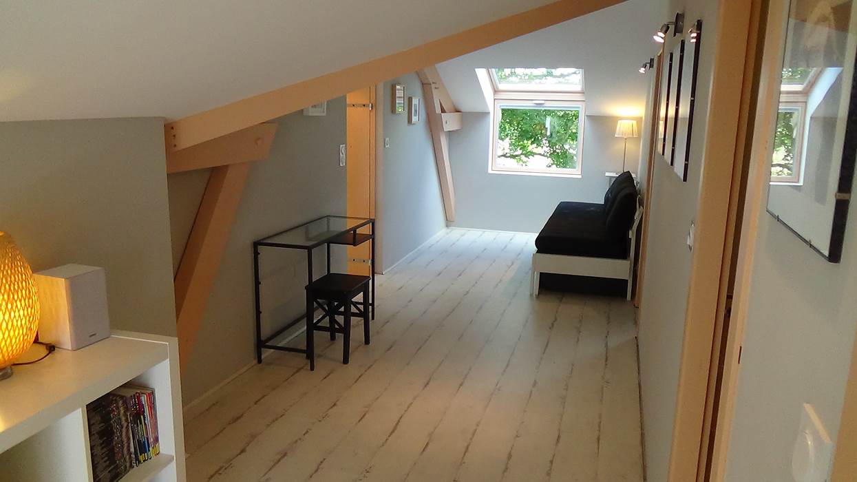 8 2ème salon-little-img-gallery