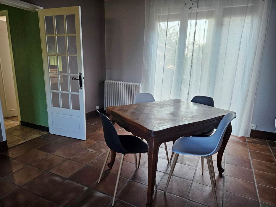 Le Quai d'Neuf — Gîte de groupe en Creuse (15 personnes) - 2ème salon - espace jeux