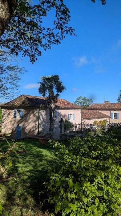 charteuse avant-little-img-gallery