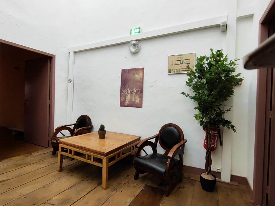 pro-7NaUaGo5-little-img-gallery