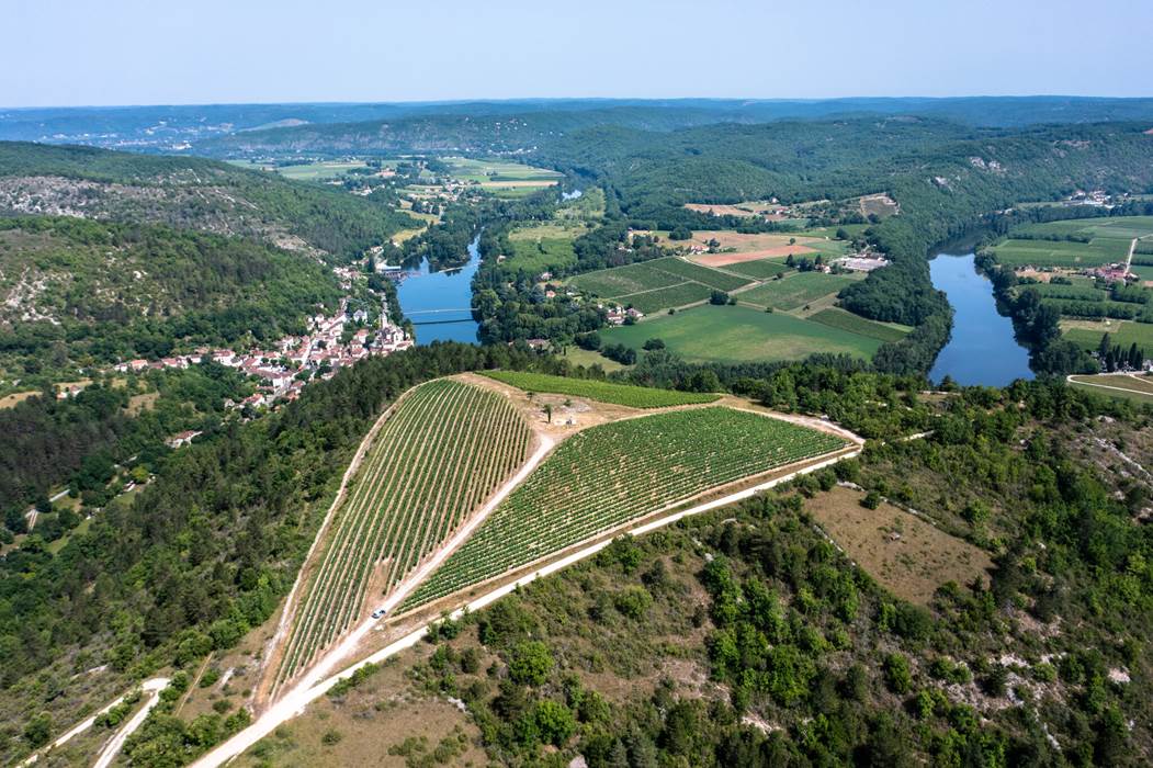 220617112838 Vue drone sur les hauteurs d_Albas © Lot Tourisme - Cyril Novello_2048x1364 (1)-little-img-gallery