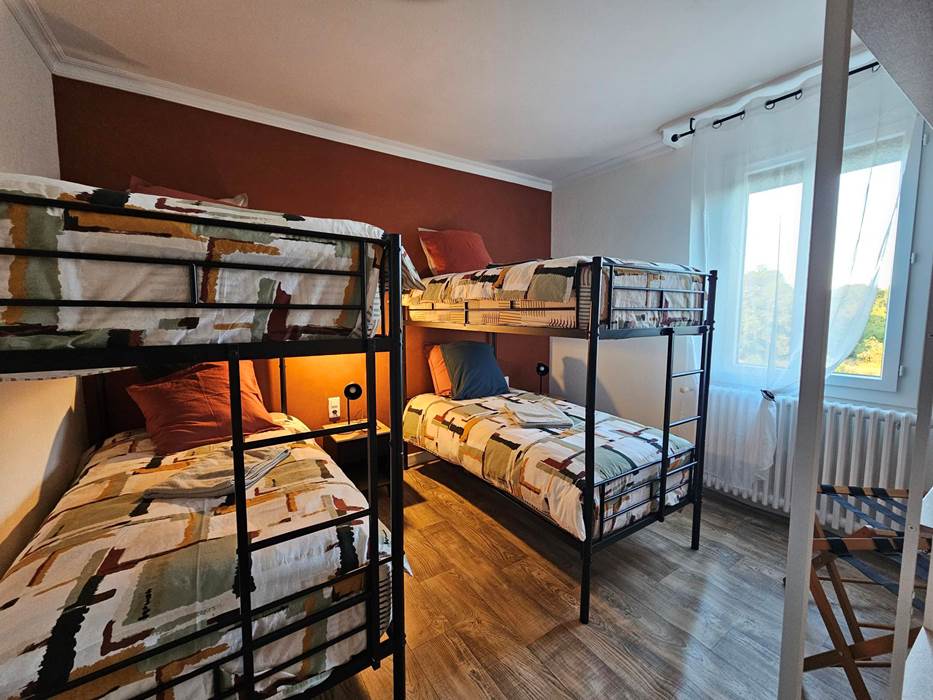 Le Quai d'Neuf — Gîte de groupe en Creuse (15 personnes) - Chambre 2 lits superposés à l'étage