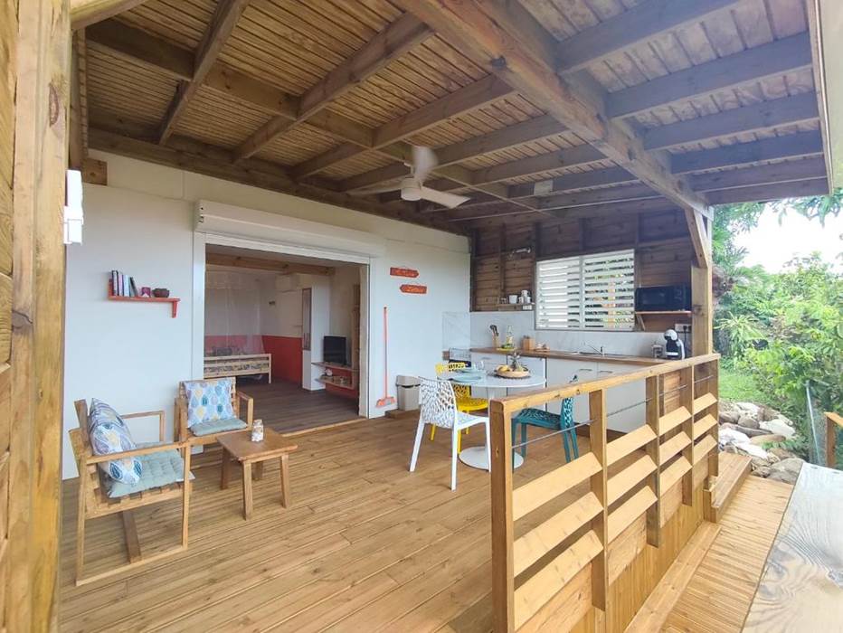 Terrasse extérieure aménagée 