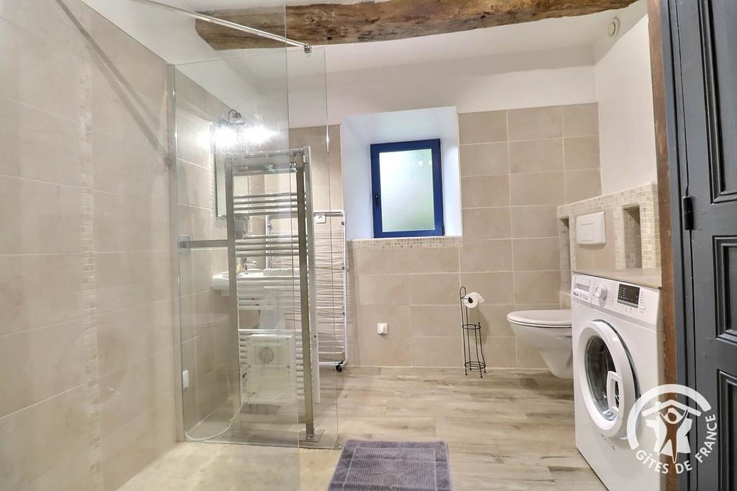 SALLE DE BAIN RDC 2
