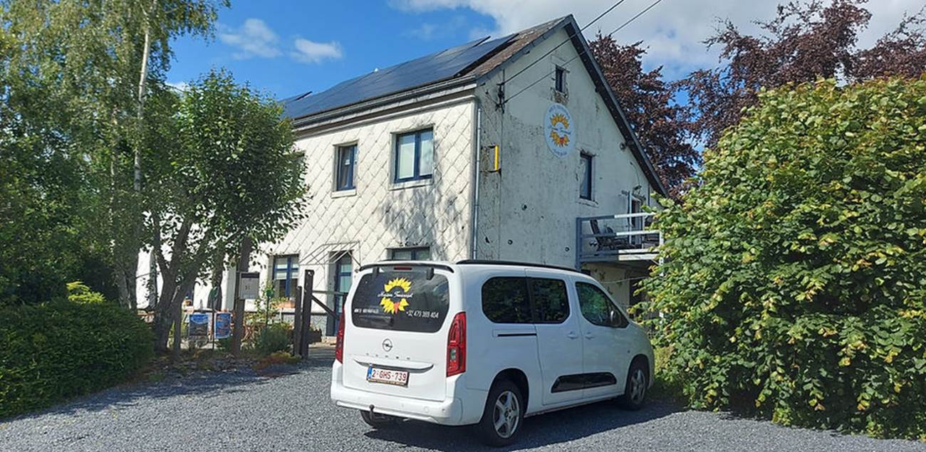 ruime parking voor alle gasten