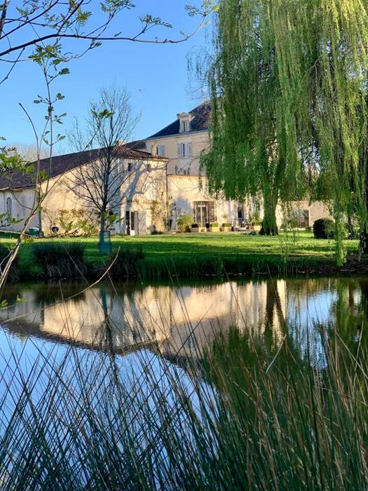 b509e04f-d9df-40ff-a386-9159d00b1fdd