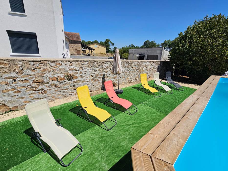 Le Quai d'Neuf — Gîte de groupe en Creuse (15 personnes) - Espace piscine