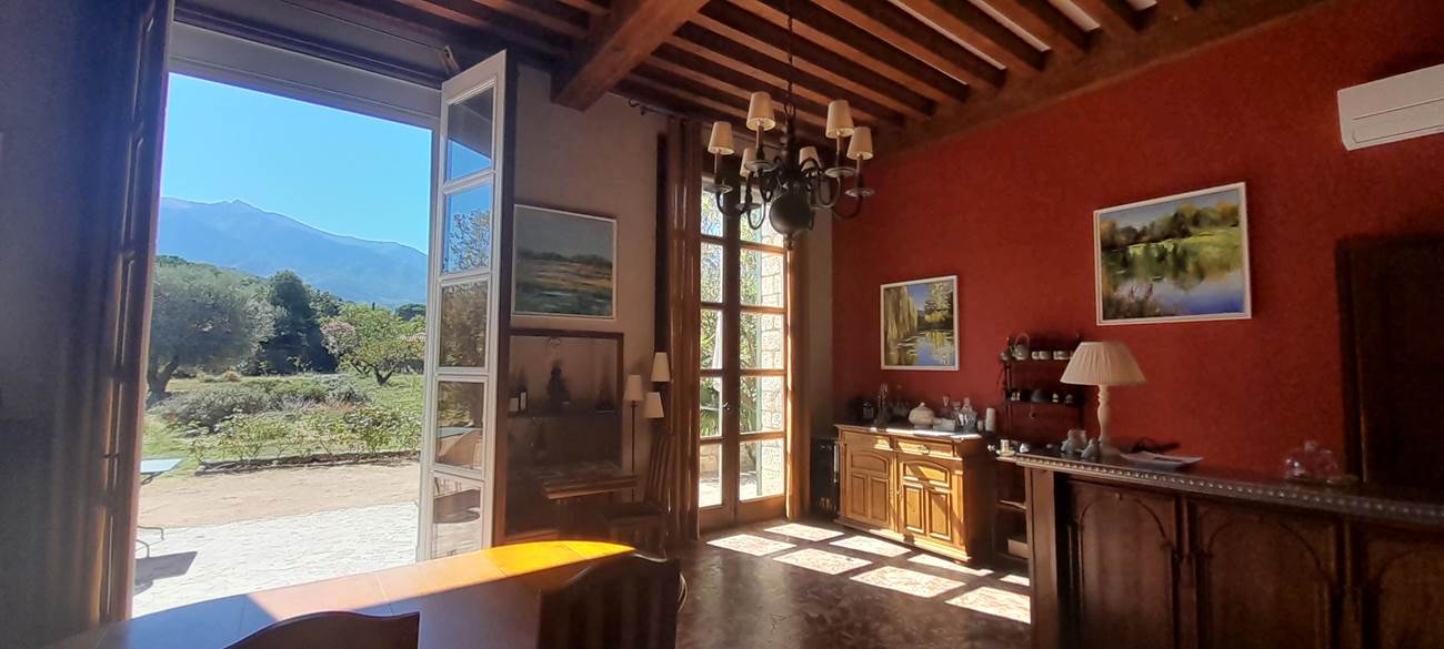 Salle des Petits Déjeuners-little-img-gallery