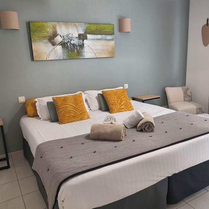chambre-couple-adults-only-la-fleche