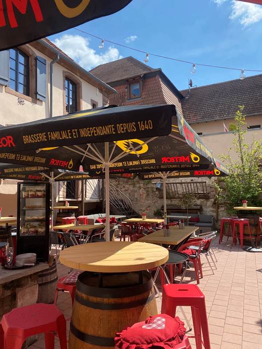 Le Biergarten-little-img-gallery