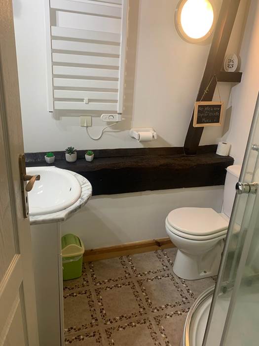 Shower room in Sunrise