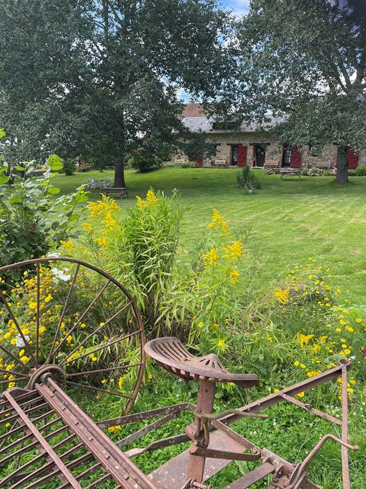 Parc devant les chambres-little-img-gallery