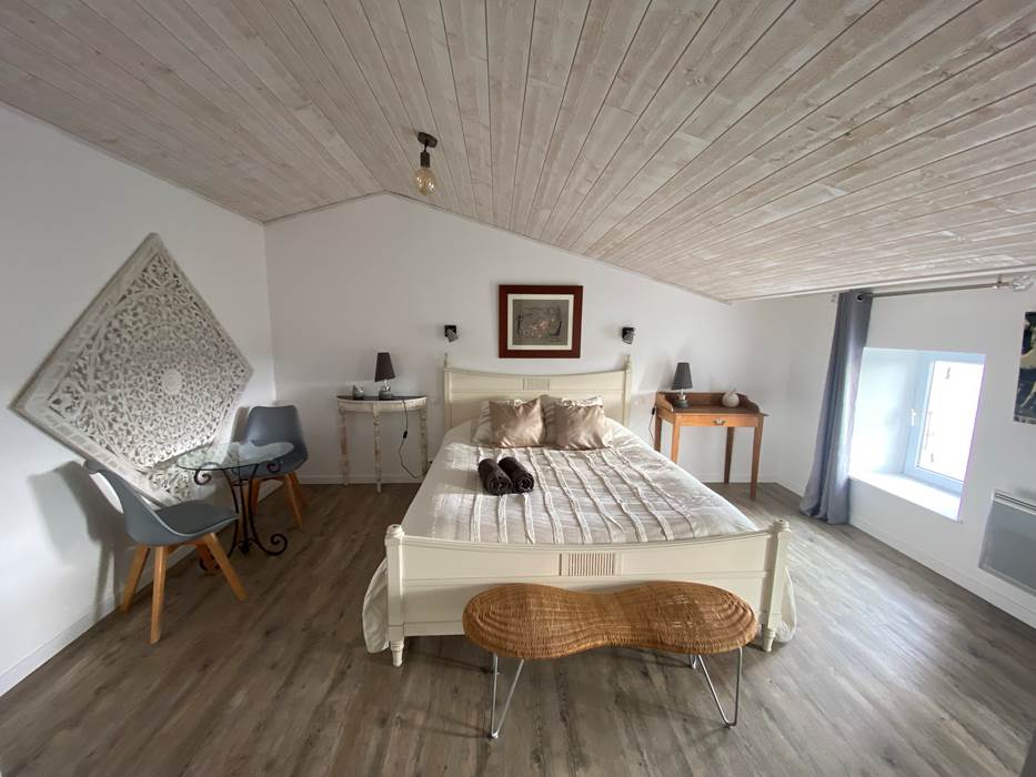 SUITE PARENTALE CHAMBRE CELEST-little-img-gallery