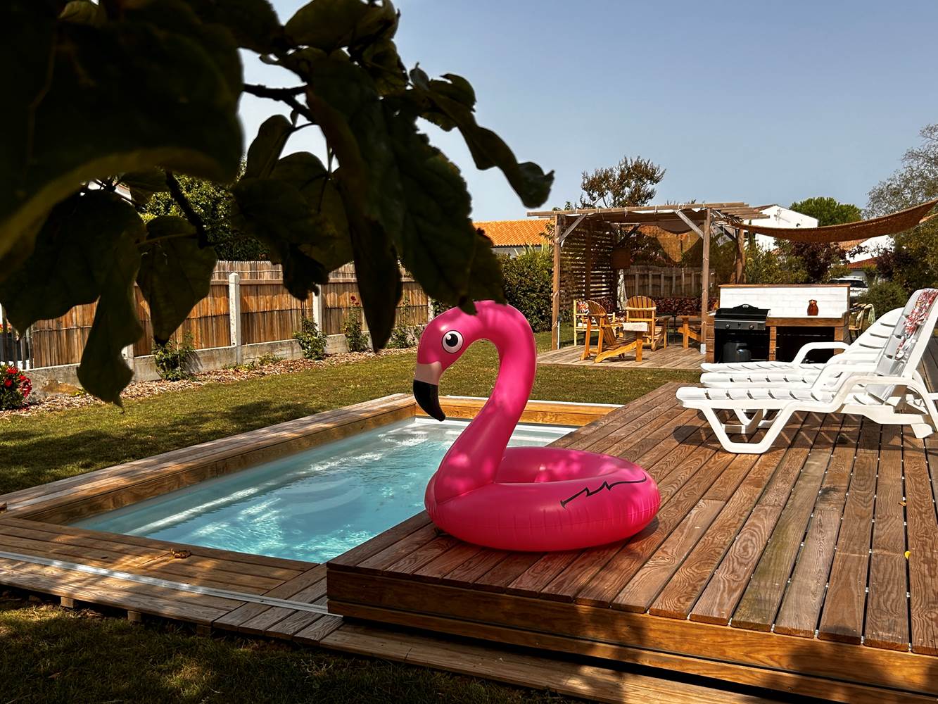 Profitez de la piscine chauffée de Maison Ginette-little-img-gallery