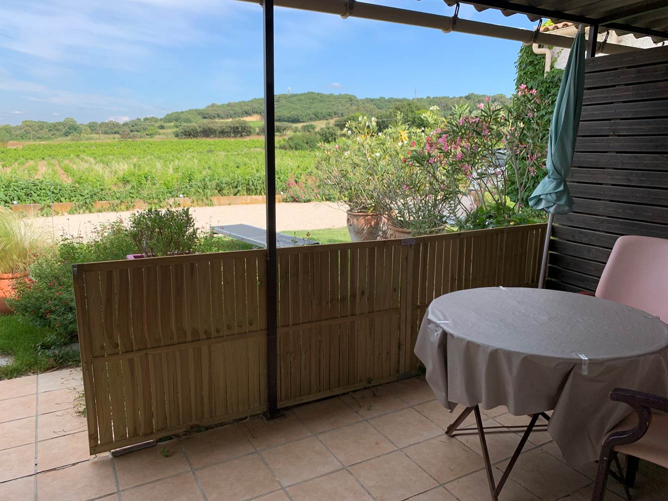 Gîte Le Levant - La Terrasse-little-img-gallery