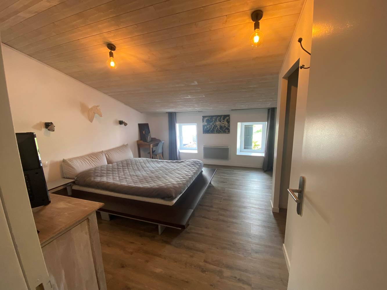 SUITE PARENTALE CHAMBRE CELEST-little-img-gallery