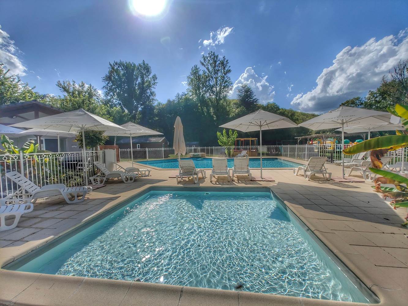 "Le Clos du Moulin", Village de Gîtes en Périgord : gîtes avec piscine et restaurant en Dordogne-little-img-gallery