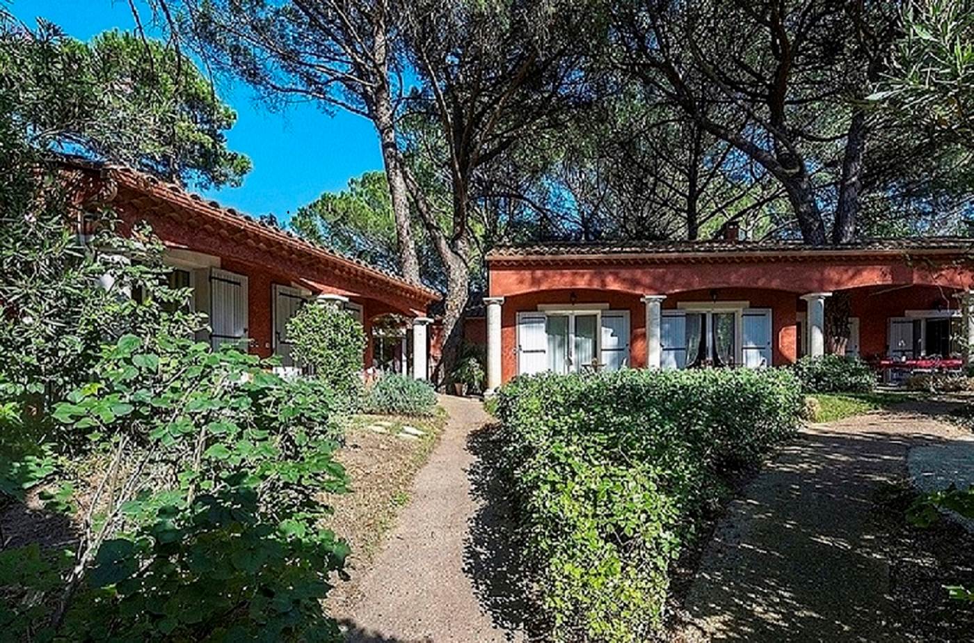 130 La Bastide des Pins et son jardin-little-img-gallery