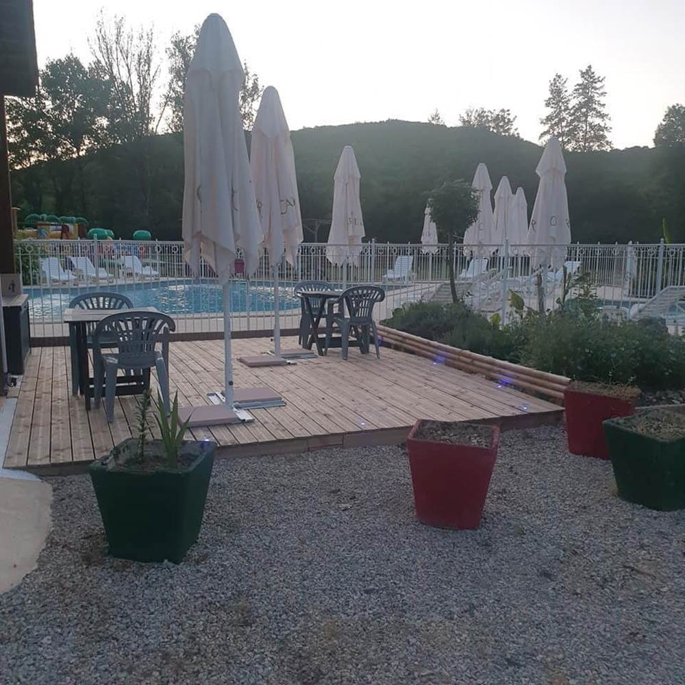 "Le Clos du Moulin", Village de Gîtes en Périgord : la piscine-little-img-gallery
