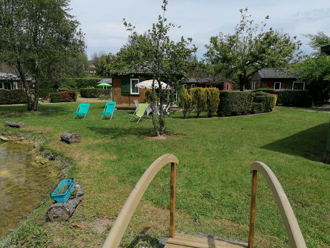 "Le Clos du Moulin", Village de Gîtes en Périgord : aire de jeux pour les enfants-little-img-gallery