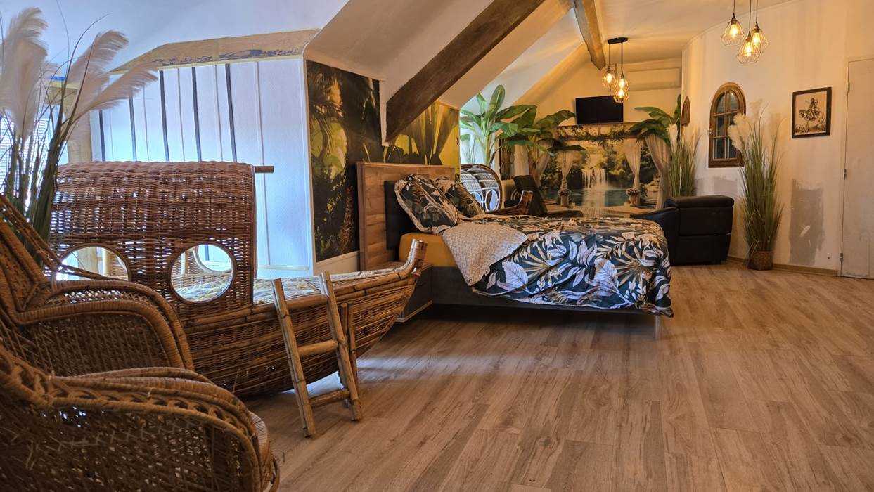 WhatsApp Image 2025-11-14 at 10.55.15 (3)-gallery