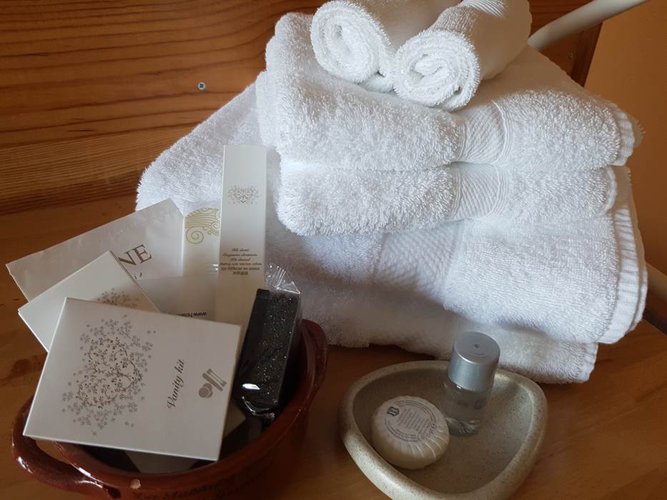 Produits d'accueil en chambre au Ranch des Lacs-gallery