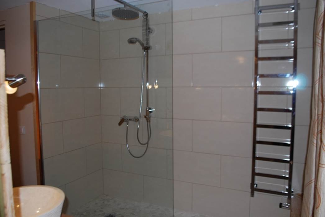 Chambre Guimbelot  douche à l'italienne au Ranch des Lacs-gallery