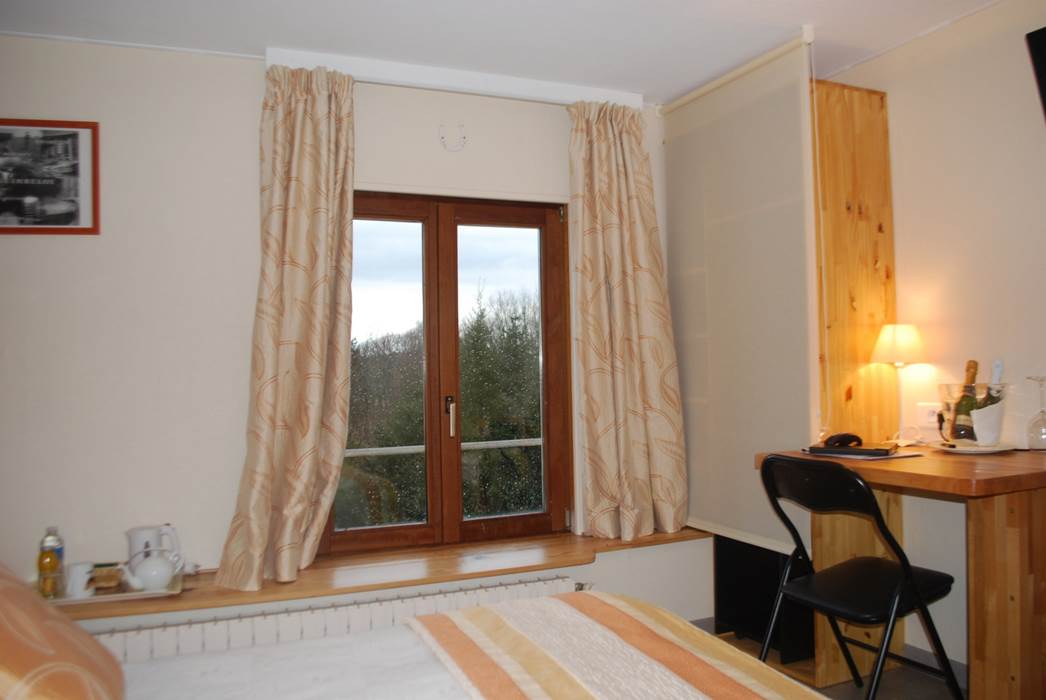 vue de la chambre Guimbelot sur la nature-gallery