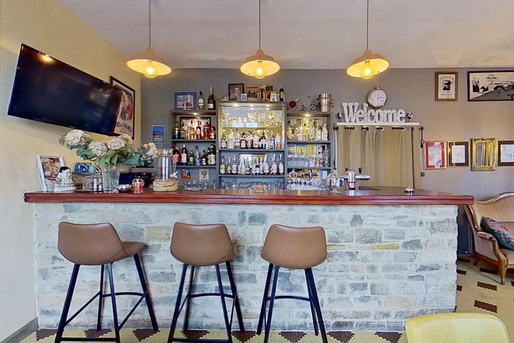 Bar D-gallery