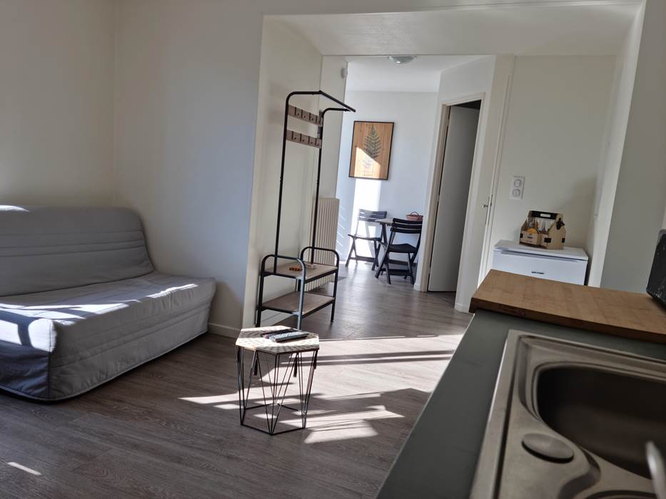 20230915_095910-min-gallery