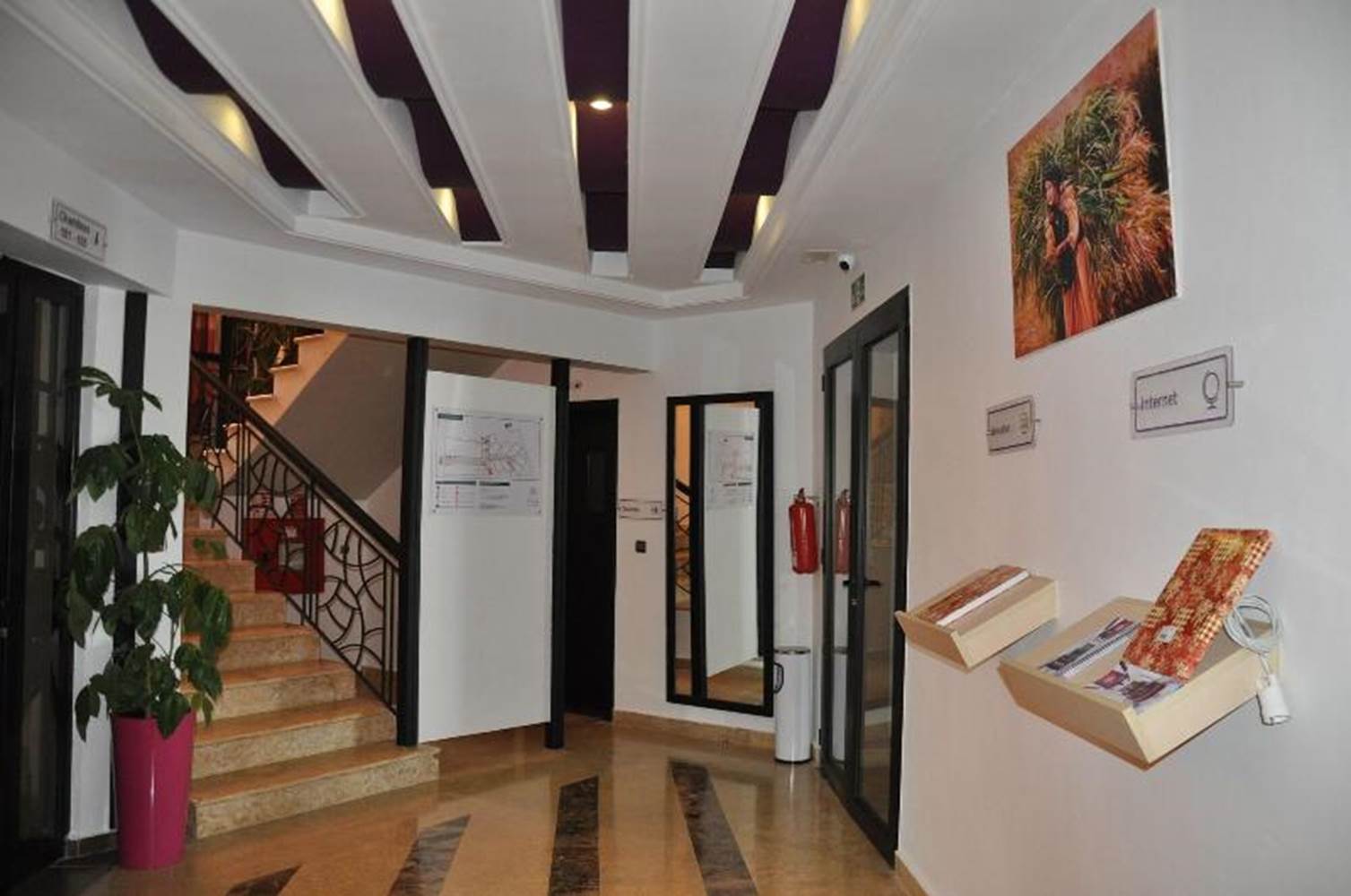 Hôtel Inou - hall-gallery