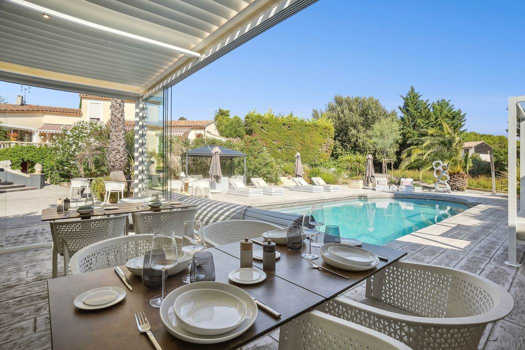 PURAVIDA.RESTAURANT.PERGOLA.SOMMIERES.CASADINA