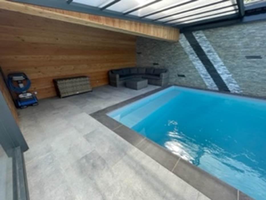 poolhouse