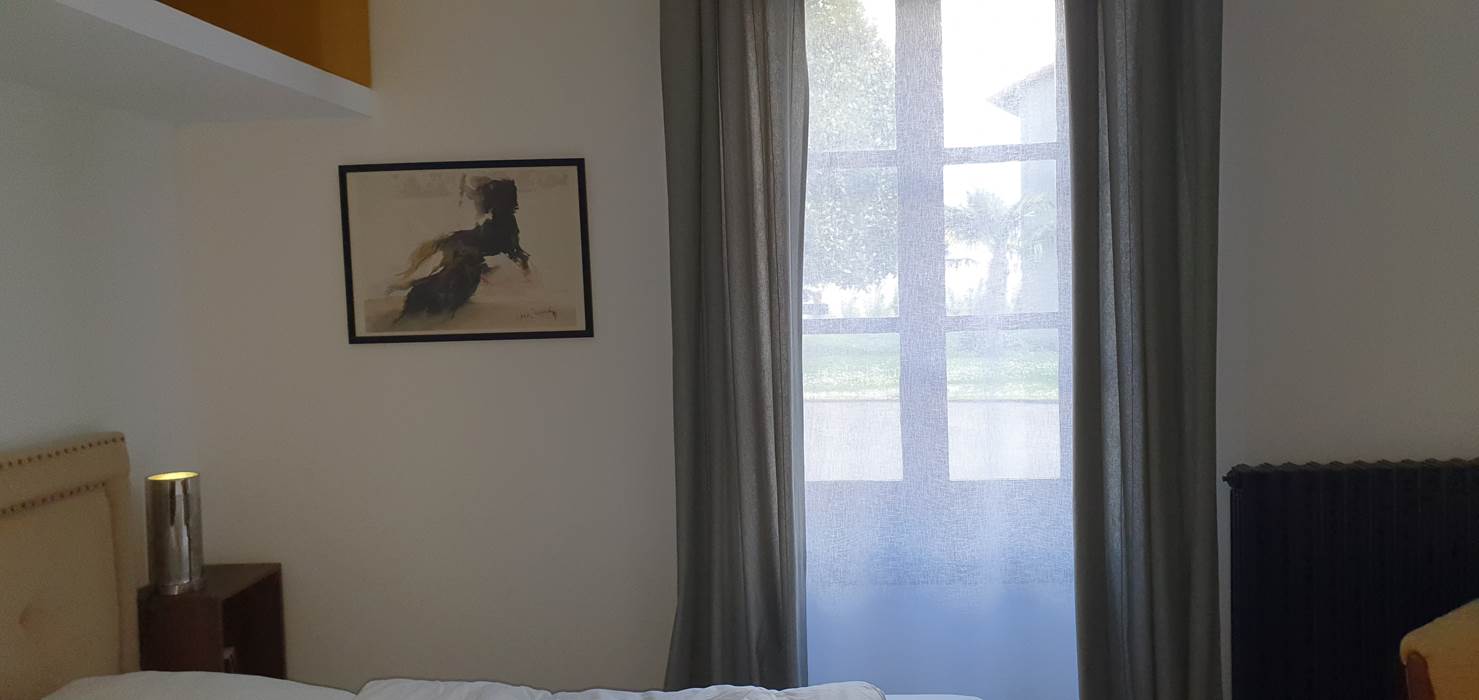 vue fenêtre jardin