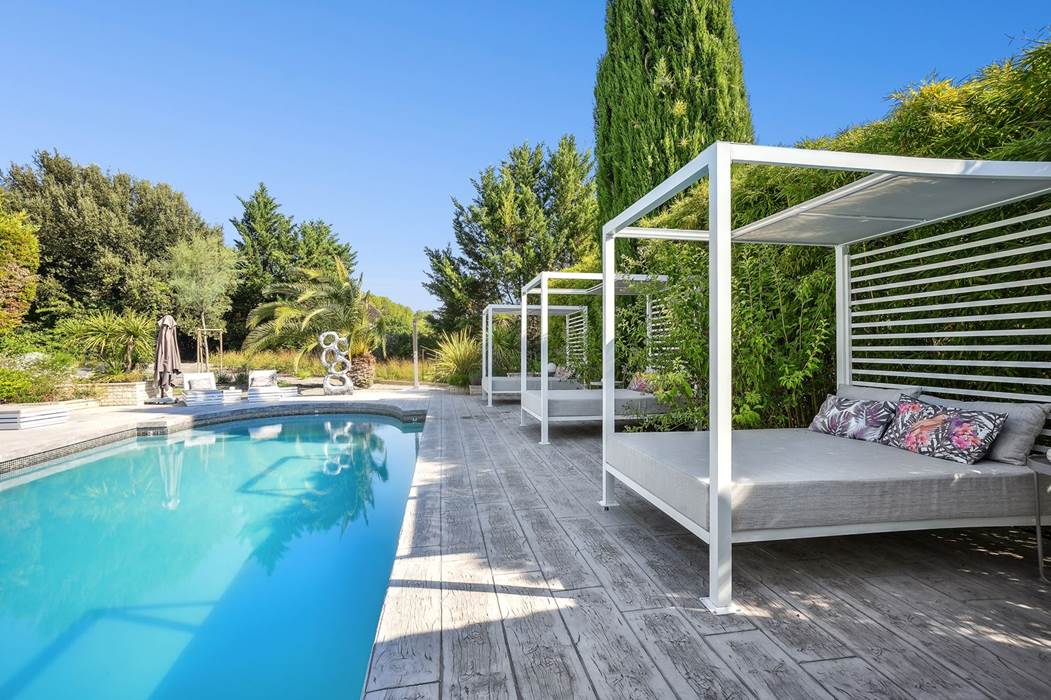 CASADINA.GITES.SOMMIERES.PISCINE.LITBALINAIS