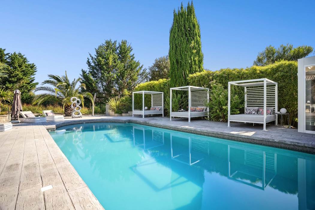 CASADINA.SOMMIERES.GITES.PISCINE.PLAGE