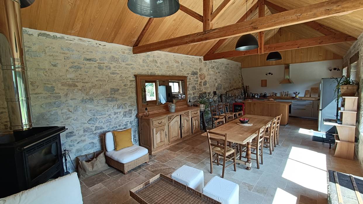 Vue pièce de vie gand gite Espagnac Ste Eulalie