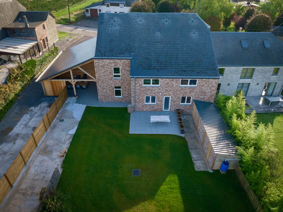 Vue du ciel, jardin à l'arrière