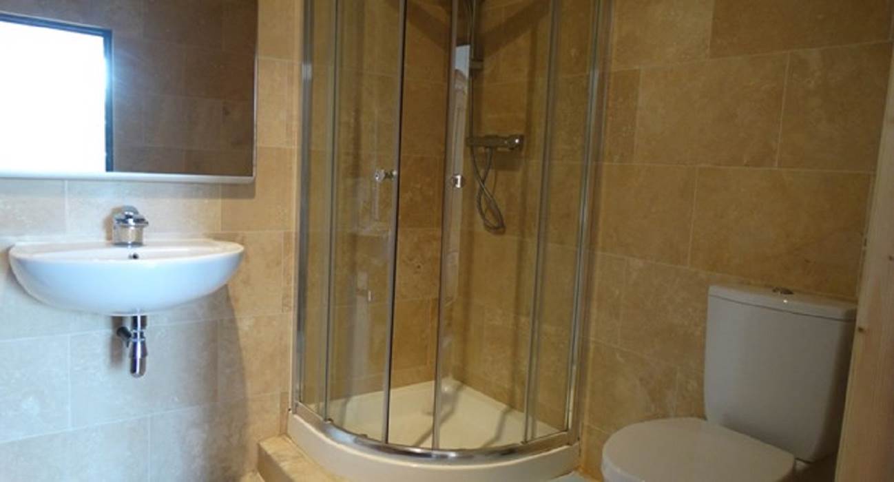 salle de douche et WC privative chambre double