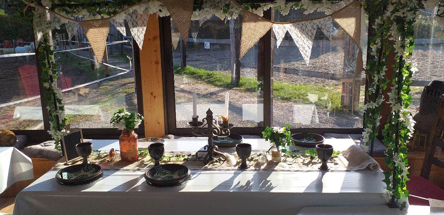 Réservez Prenez vos petits déjeuners bio fait maison avec des fleurs ou plantes de saisons
