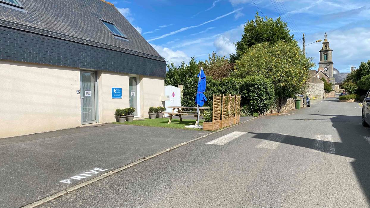 Residence des 3 îles_Etables-sur-mer_Ouessant_Vue vers eglise