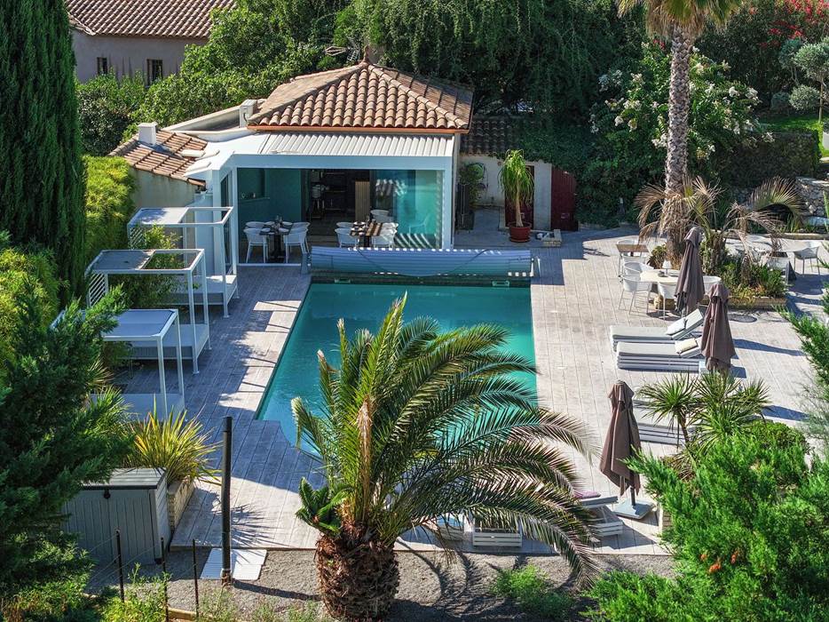 CASADINA.SOMMIERES.PÏSCINE.PERGOLA.RESTAURANT