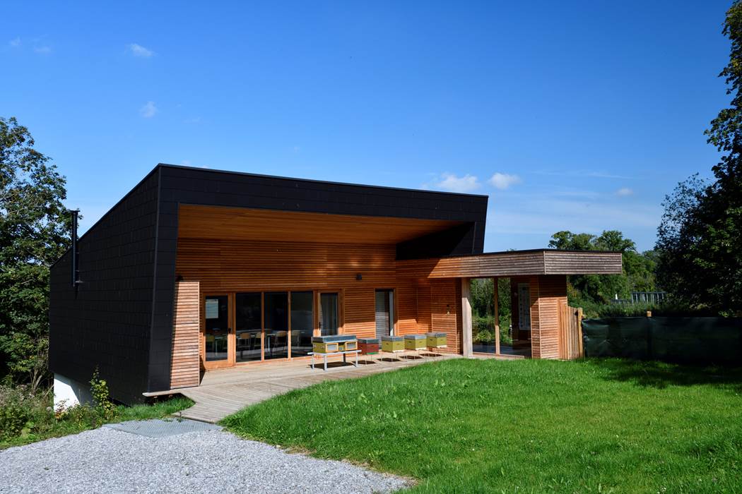 Maison de l'abeille noire