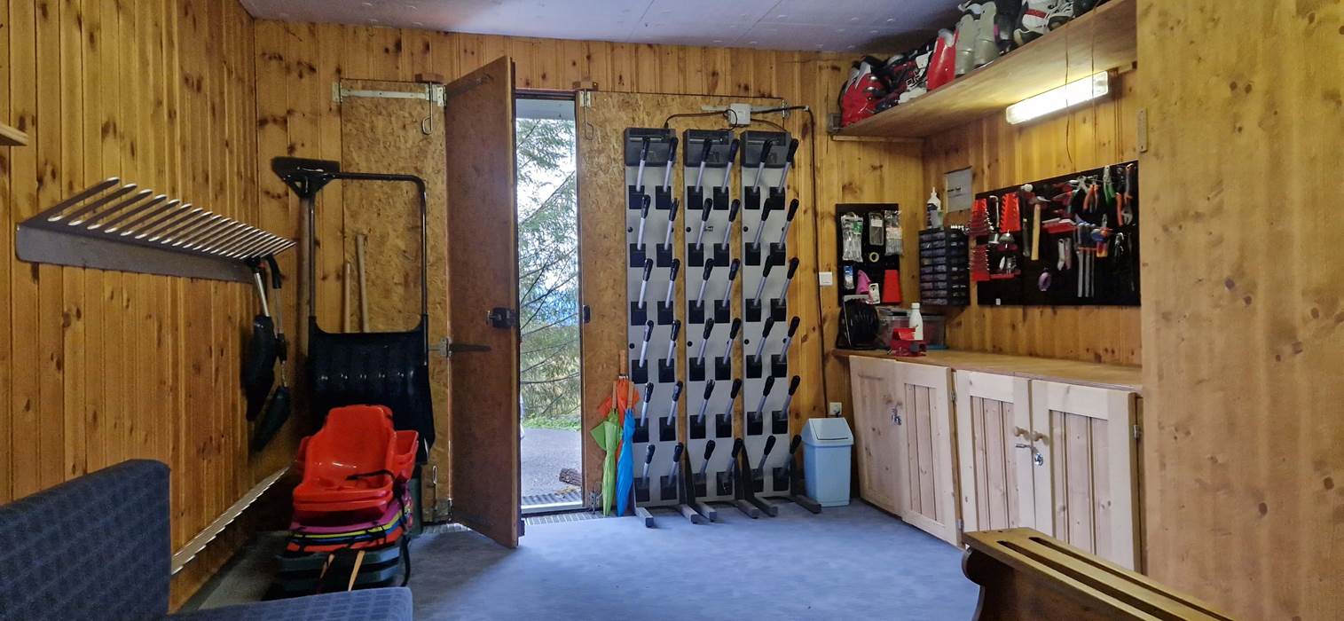 SKI ROOM NIVEAU GARAGE